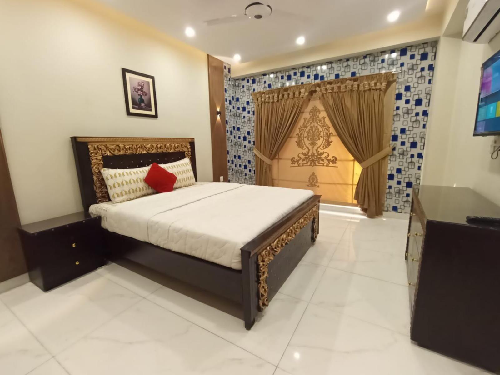 Royal Galaxy Hotel & Residence - Near Islamabad International Airport & Motorway Extérieur photo