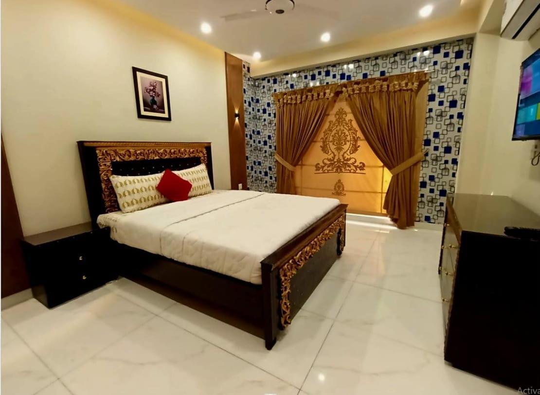 Royal Galaxy Hotel & Residence - Near Islamabad International Airport & Motorway Extérieur photo